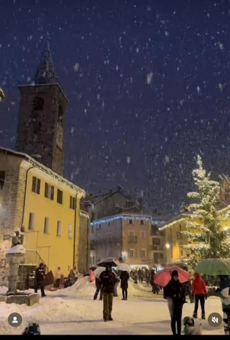 Little Canadian Lodge, Limone Limone Piemonte Buitenkant foto