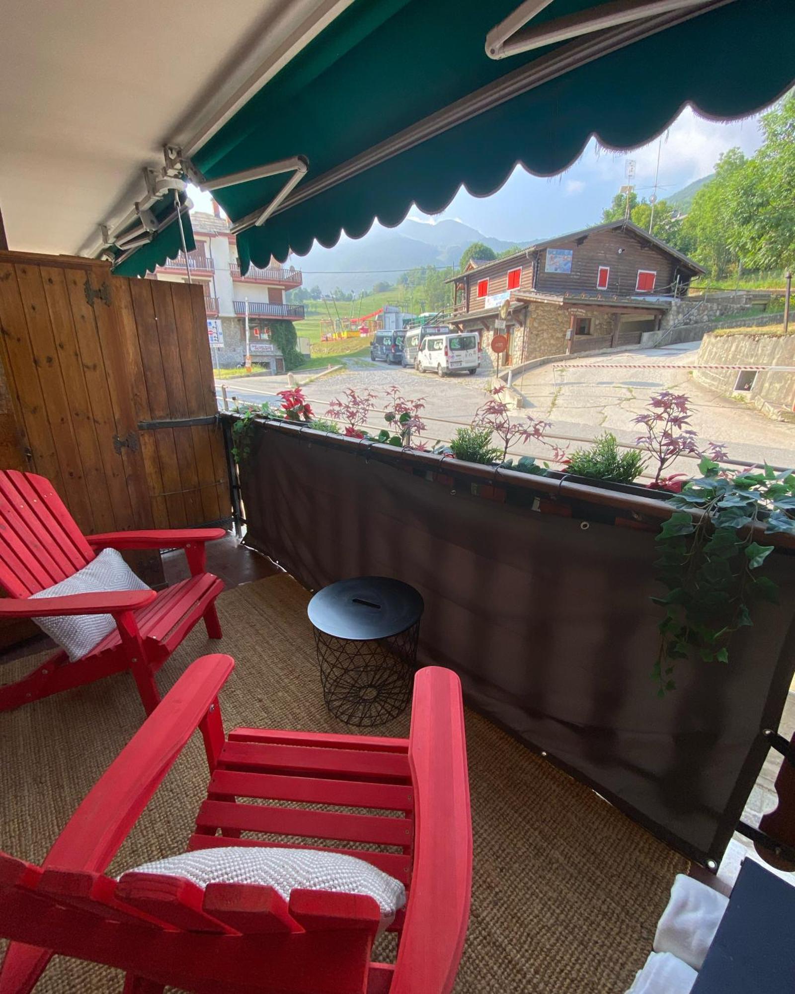 Little Canadian Lodge, Limone Limone Piemonte Buitenkant foto